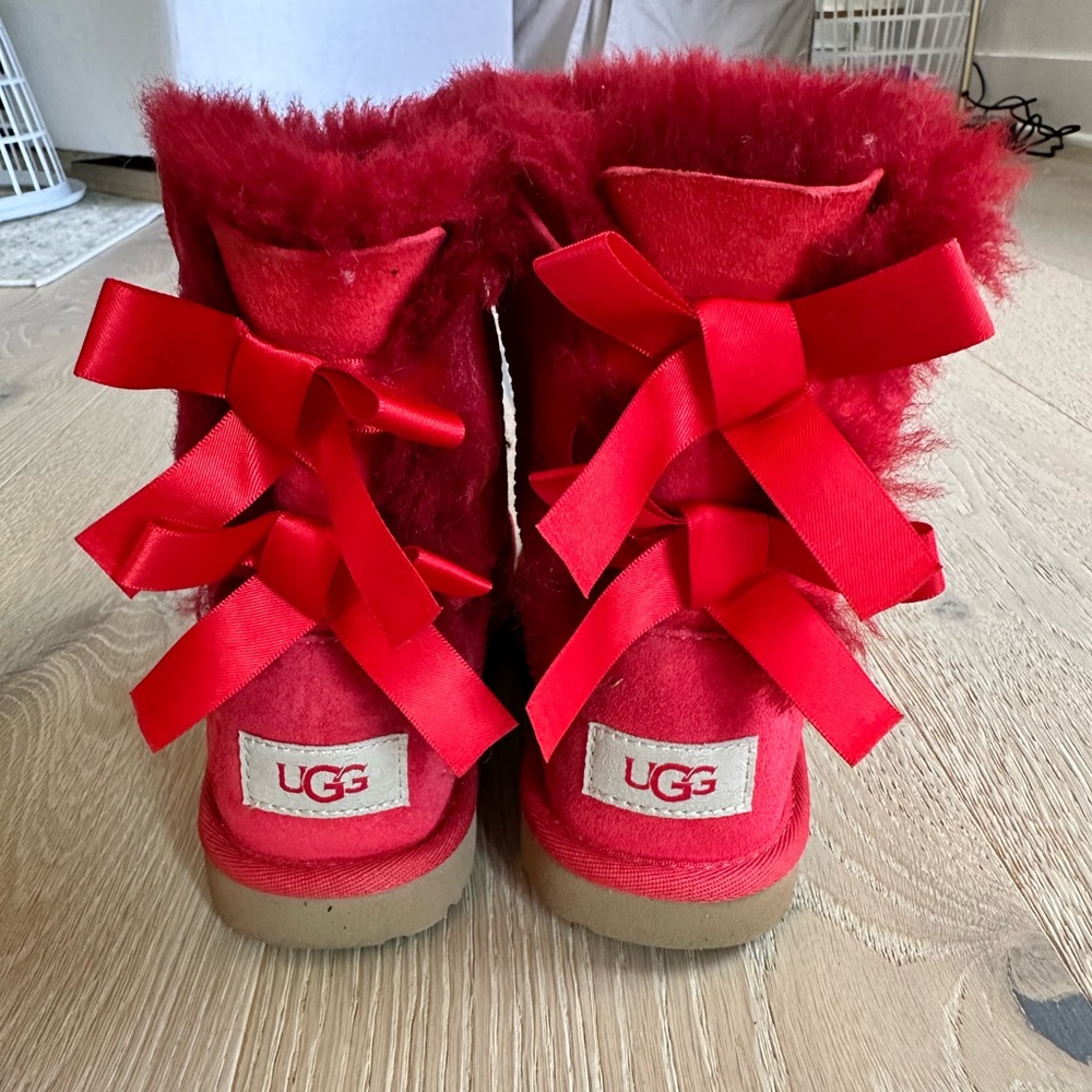 Red Uggs with bows size 13